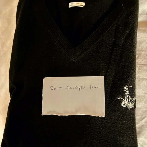 Golf sweater vest - Saint George’s Hill GC - Picture 4 of 4